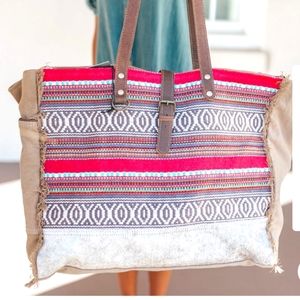 Vibrant Boho Myra bag Weekender